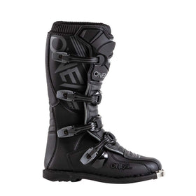 O'NEAL Element boot buckle detail highlighting quick secure closure benefit