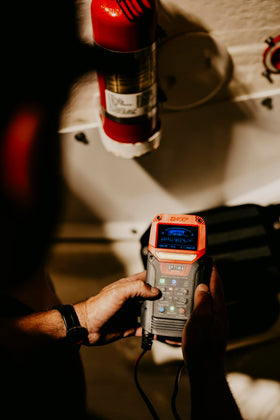 OPTIMA D400+ connected to a boat battery demonstrating safe maintenance