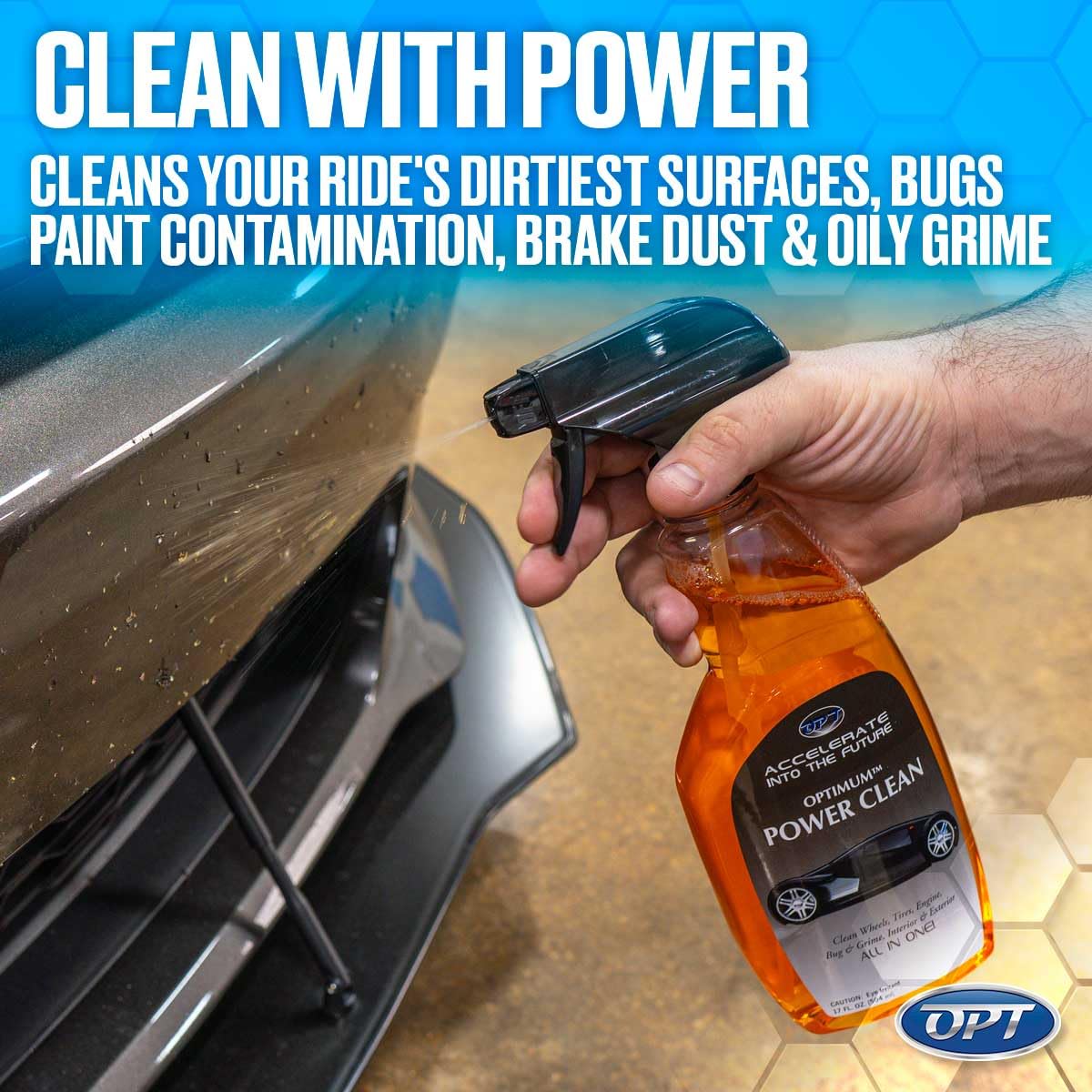 Optimum Power Clean pouring close-up demonstrating concentrated formula efficiency