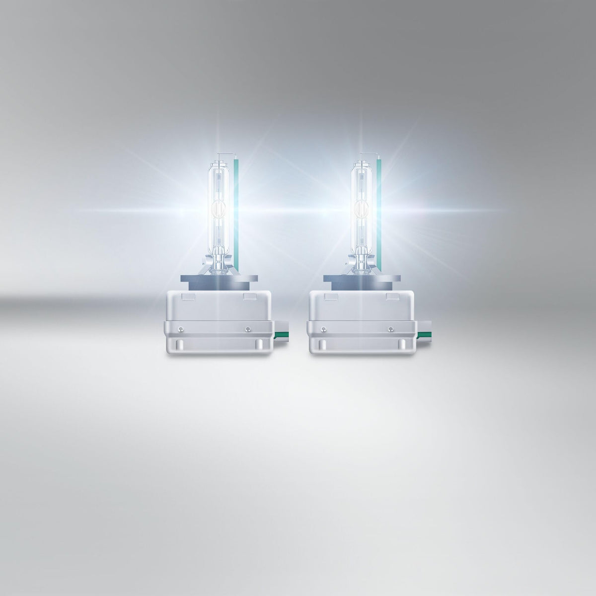 OSRAM Xenarc Night Breaker 220 D3S bulb close-up highlighting construction and heat-resistant materials