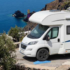 OULEME blocks in campsite setting delivering stable setup and peace of mind