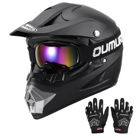 Oumurs front helmet view showing fit and bold graphic, enhancing safety visibility