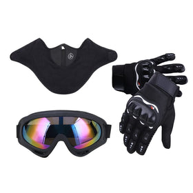 Oumurs helmet worn by rider off-road demonstrating fit and ventilation