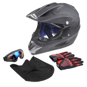 Oumurs helmet in off‑road lifestyle setting showing trail readiness
