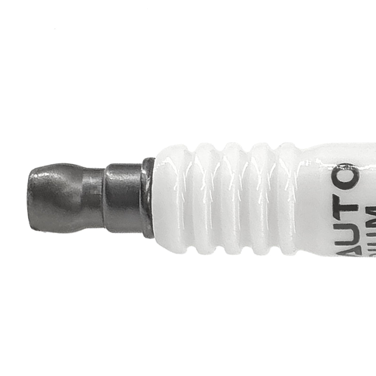 OYEAUTO spark plug installed in engine demonstrating proper fitment