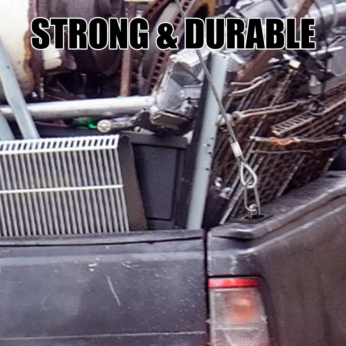 pbsee close-up of D-ring and hinge, highlighting durable construction and secure hold
