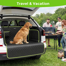 Pecute built-in storage pockets holding leashes toys and travel essentials