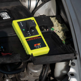 Performance Tool testing a 5-pin relay demonstrating fast out-of-car checking