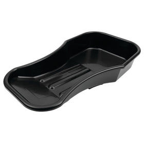 Performance Tool pan next to measuring cup showing 2.8 quart capacity benefit