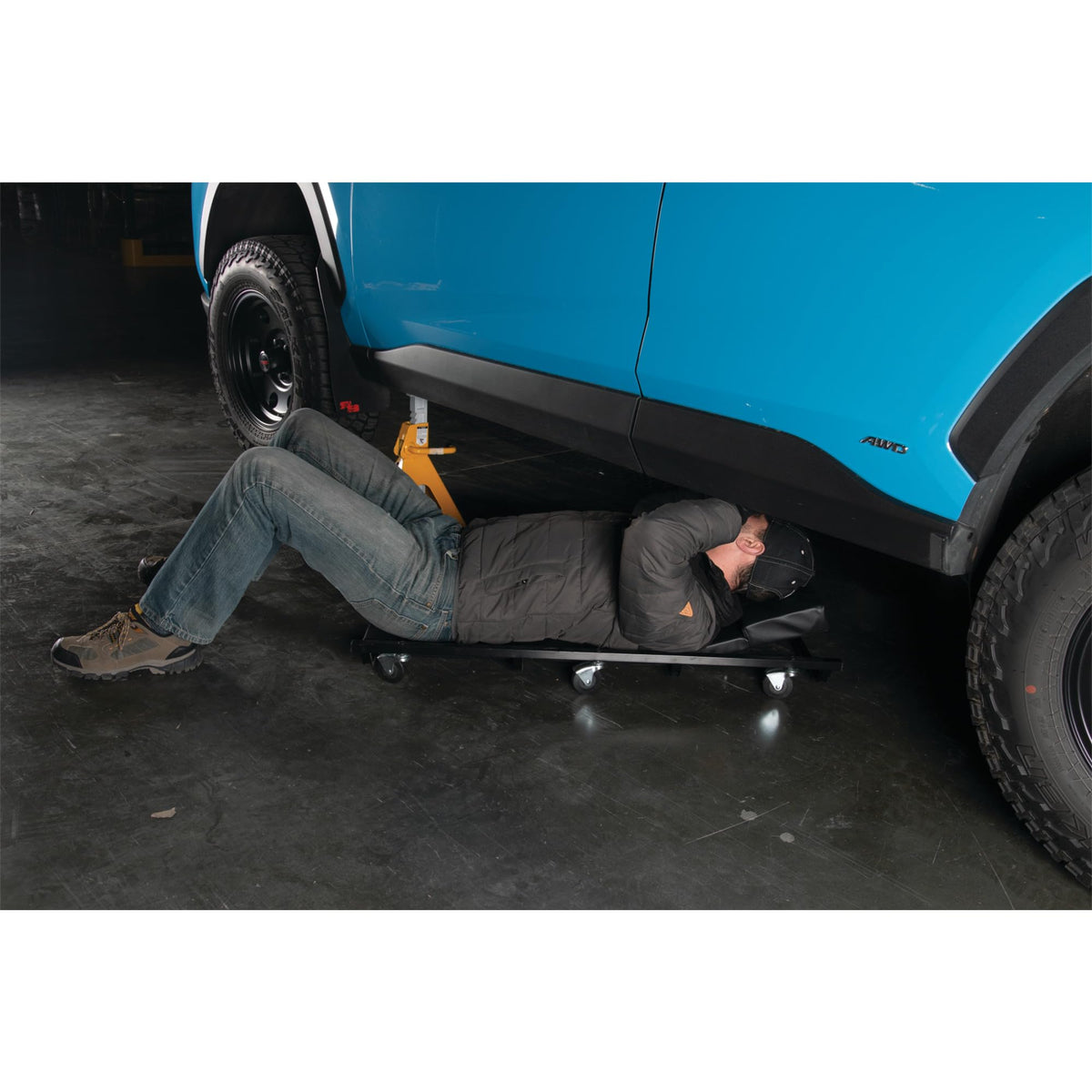 Performance Tool powder-coated tubular steel frame showing durable construction