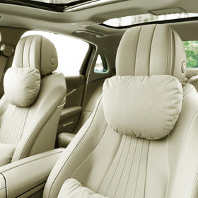 Phxoinu front on car seat showing ergonomic head support
