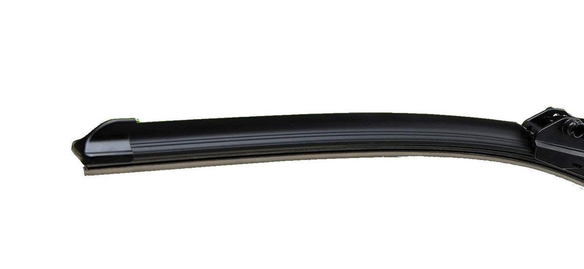 Piaa detailed connector adapter demonstrating easy universal installation benefit
