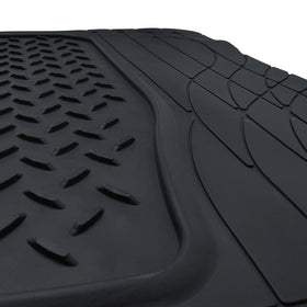 PIC AUTO rinsing muddy liner showing easy washability and fast cleanup