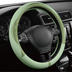 PIC AUTO close-up of soft PU leather texture for comfortable tactile grip