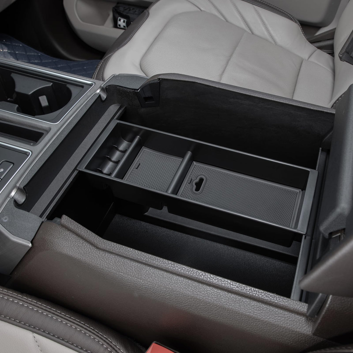 PIMCAR tray beside phone and keys showing scale and organized capacity