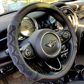 PINCTROT front view showing cover on wheel, improved grip benefit