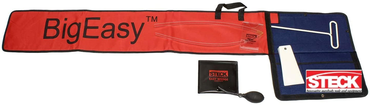 pizety open carrying case with labeled compartments, keeps wedges and pump organized