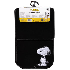 Plasticolor close-up of Snoopy artwork with durable stitched graphics benefit
