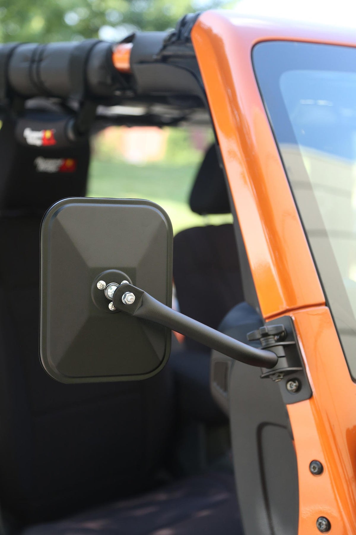 PROBASTO close-up of textured black housing showing scratch-resistant surface benefit