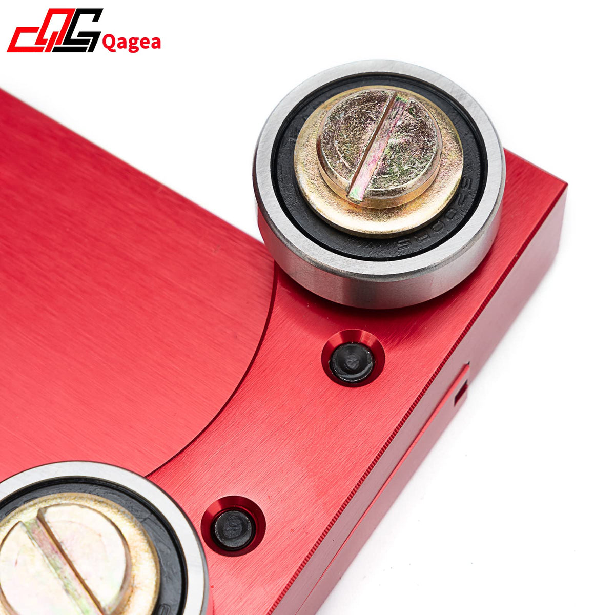 Qagea anodized finish detail showing corrosion-resistant aluminum durability