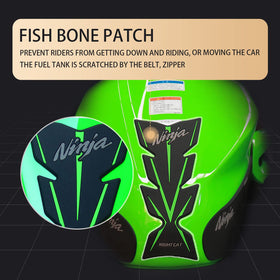 QUANT side knee sticker detail protects tank and prevents slippage
