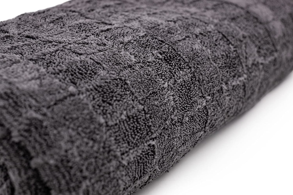 The Rag Company Gauntlet drying a car roof quickly and safely