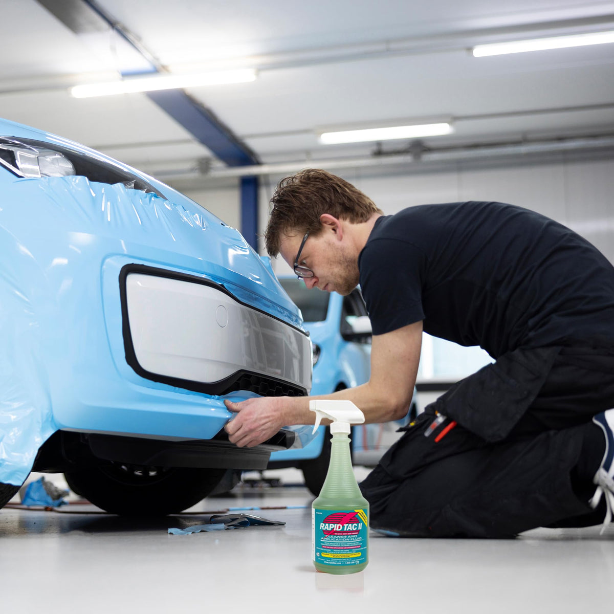Workshop scene with Rapid Tac II and tools speeding up installations