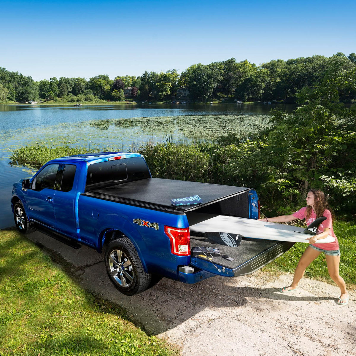 RealTruck TruXedo Lo Pro side profile illustrating 3/4 inch low-profile advantage
