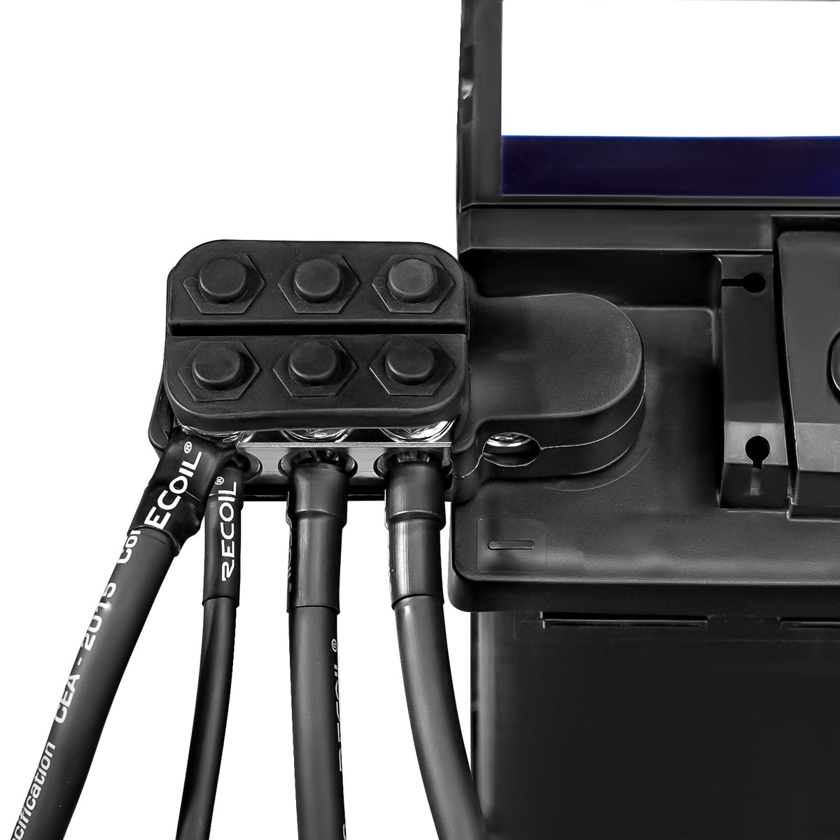 RECOIL ABT12 powering multiple accessories to illustrate expanded connection capability