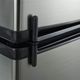 RecPro side profile illustrating latch depth and low-profile fit benefit
