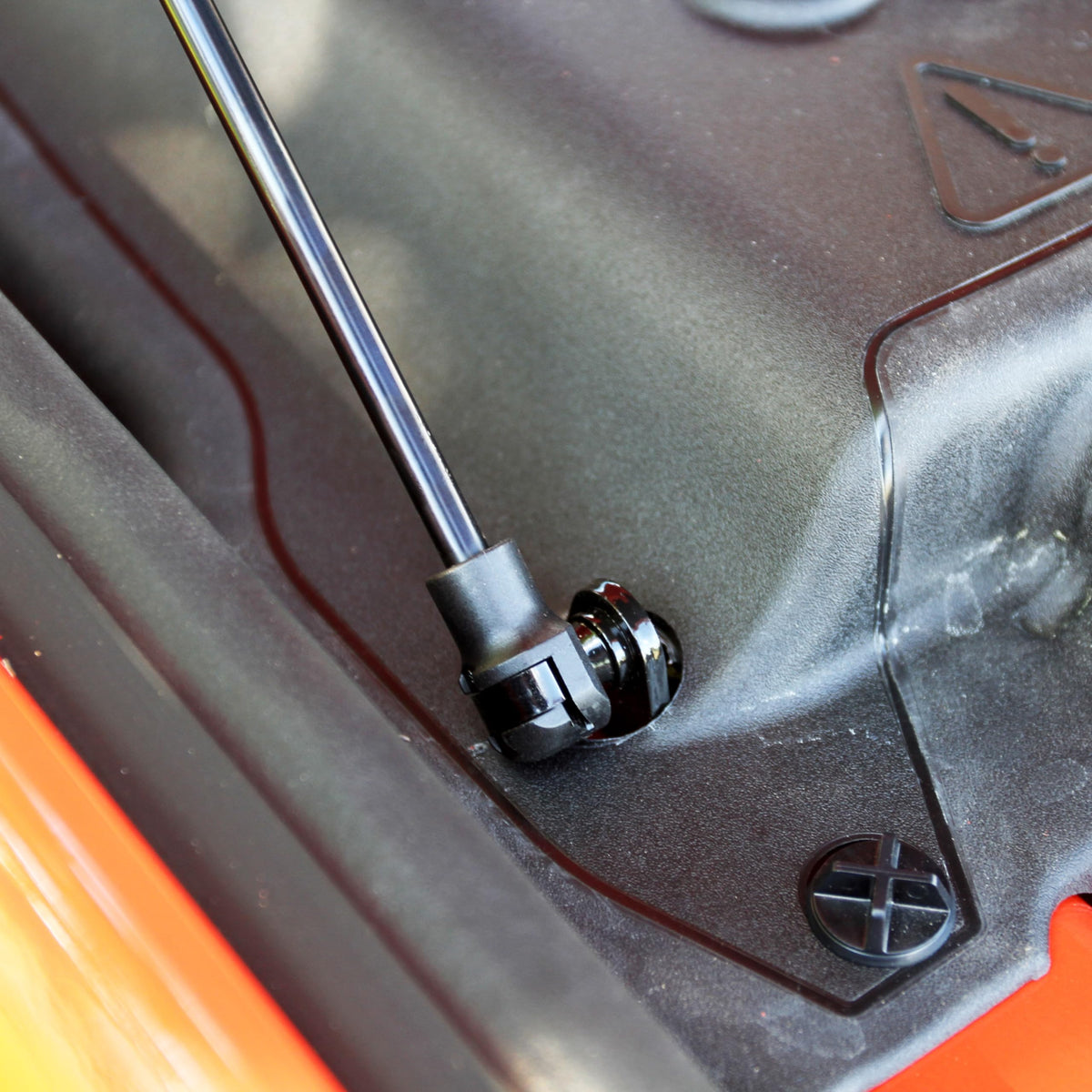Redline Tuning packaging and warranty card showing included components and 4‑year warranty