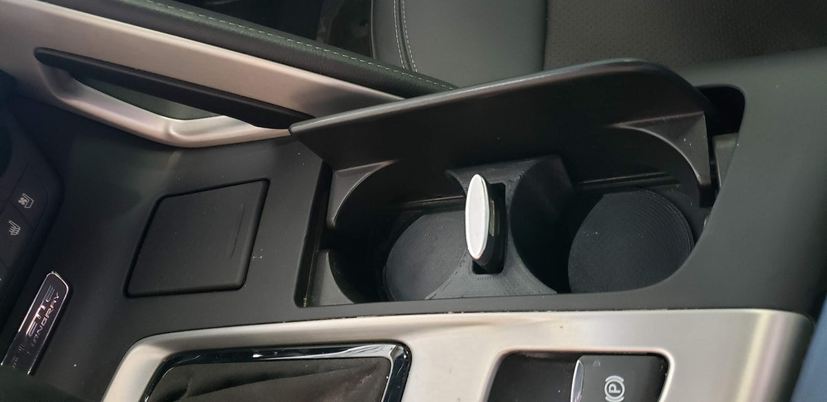 REM Works C7 insert installed in Corvette center console improving organization