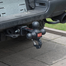 REYSUN detailed view of tow hook and three balls showing forged construction for safety