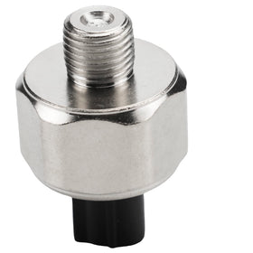 RICHWEI sensor installed on engine highlighting proper position and reliability