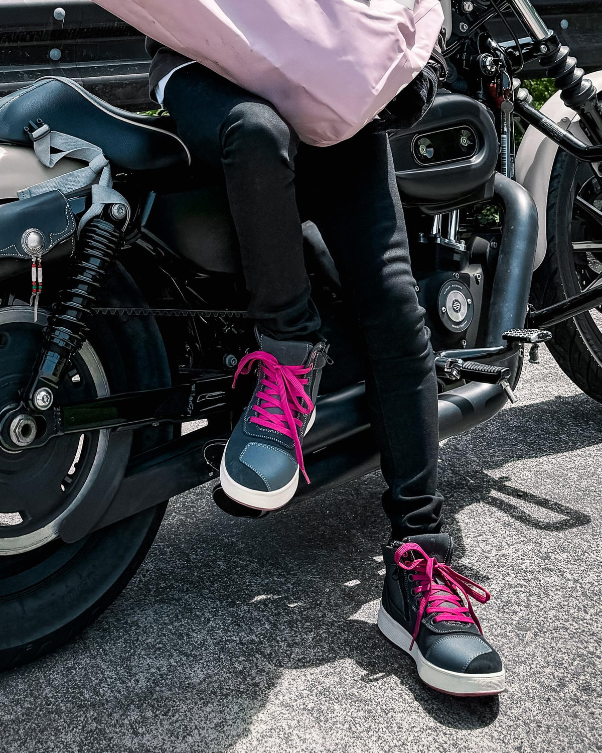 RIDEIRON breathable mesh lining for improved airflow and comfort