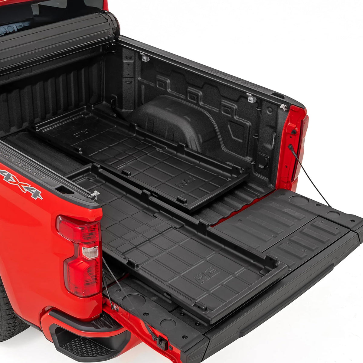 Rough Country front view of tray installed shows organized storage benefit