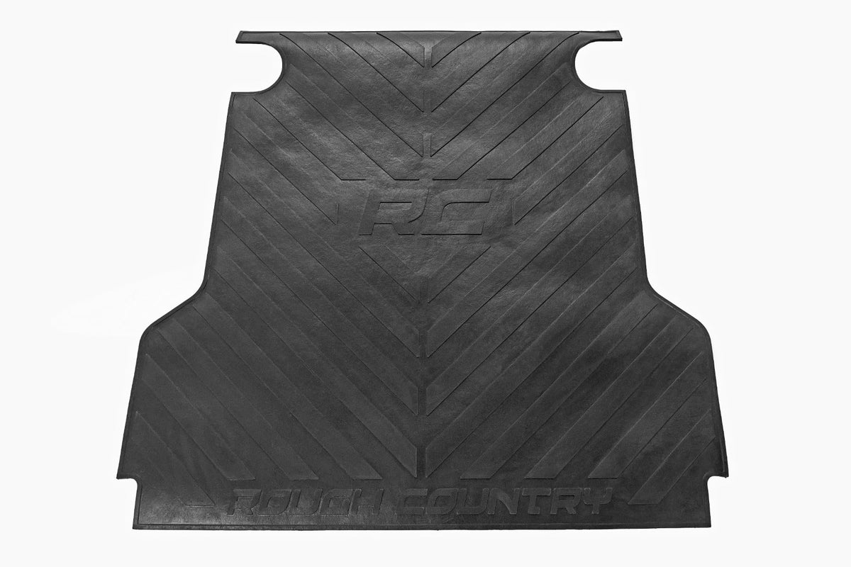 Rough Country mat installed in Maverick bed demonstrating fit and stability