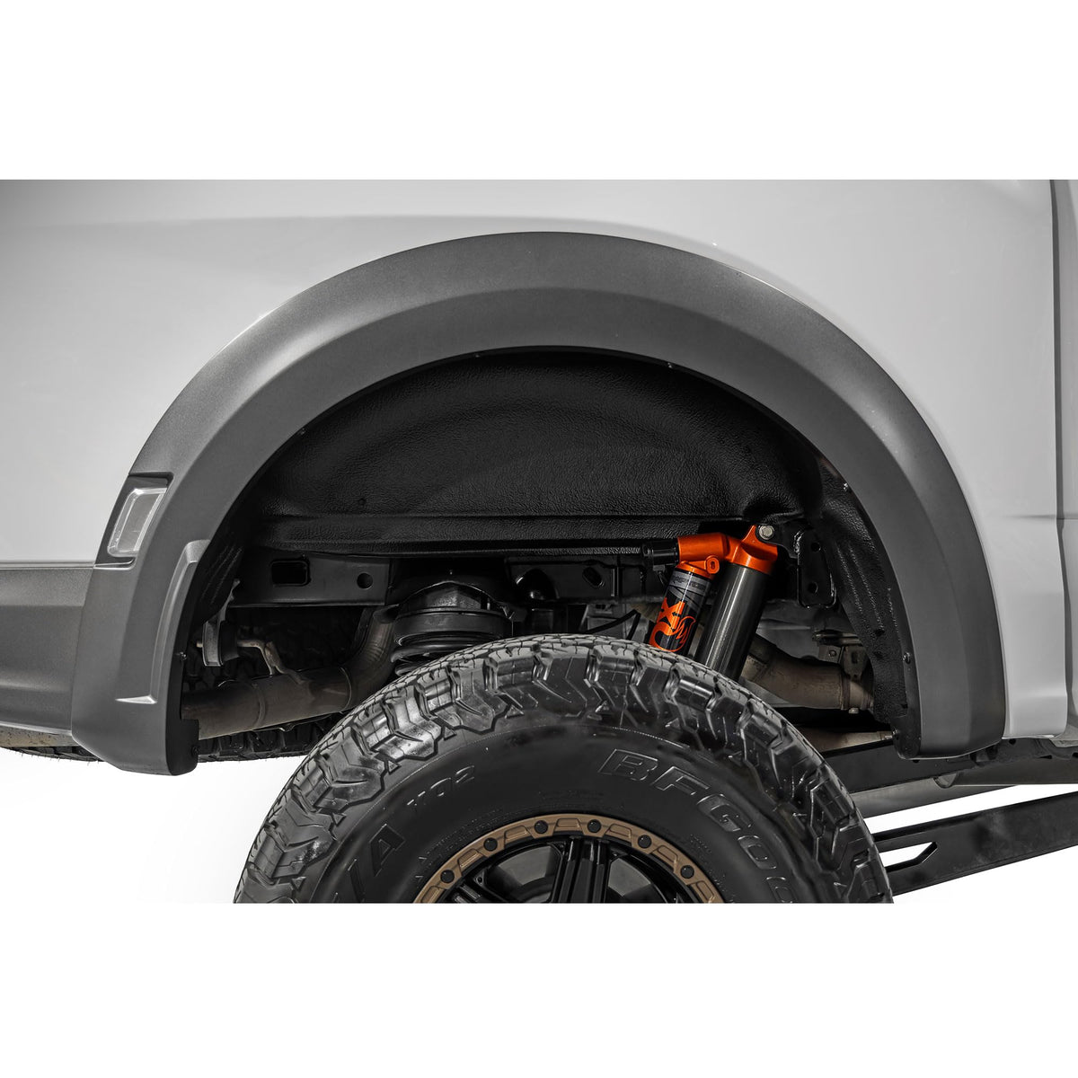 Rough Country front packaging showing product and brand, highlights bolt-on convenience
