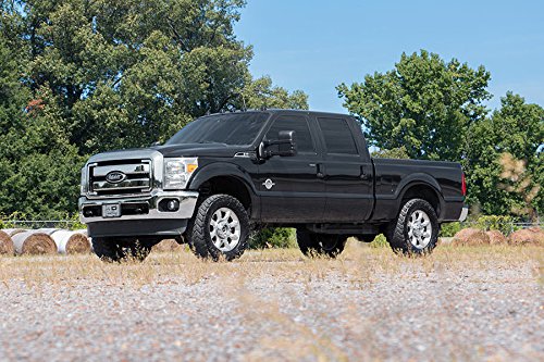 Rough Country side profile of leveled F-350 showing balanced appearance