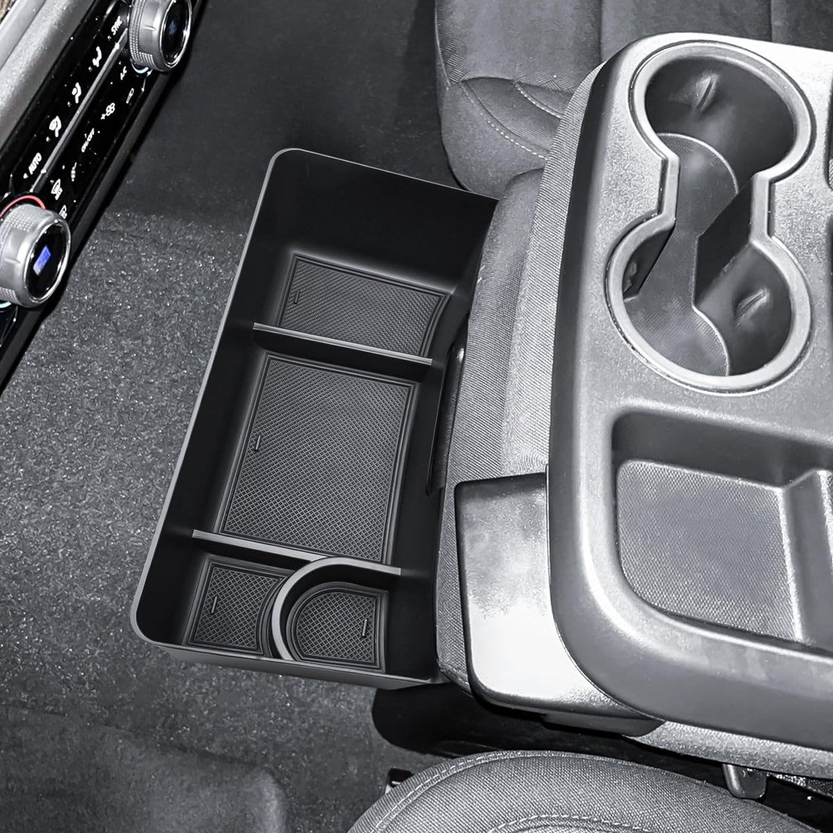 RUNROAD compartment layout detail showing dedicated sections for phone, keys, and coins