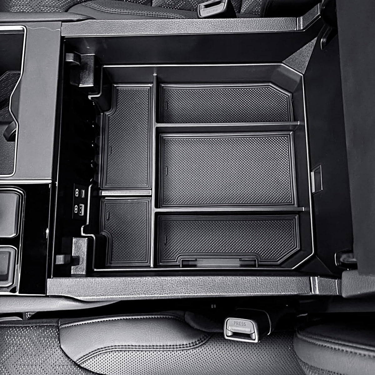 RUNROAD front view showing tray shape and neat storage benefit