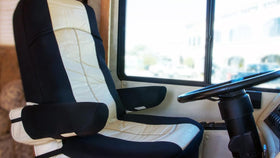 RV Designer scale comparison showing seat cover size relative to steering wheel and console