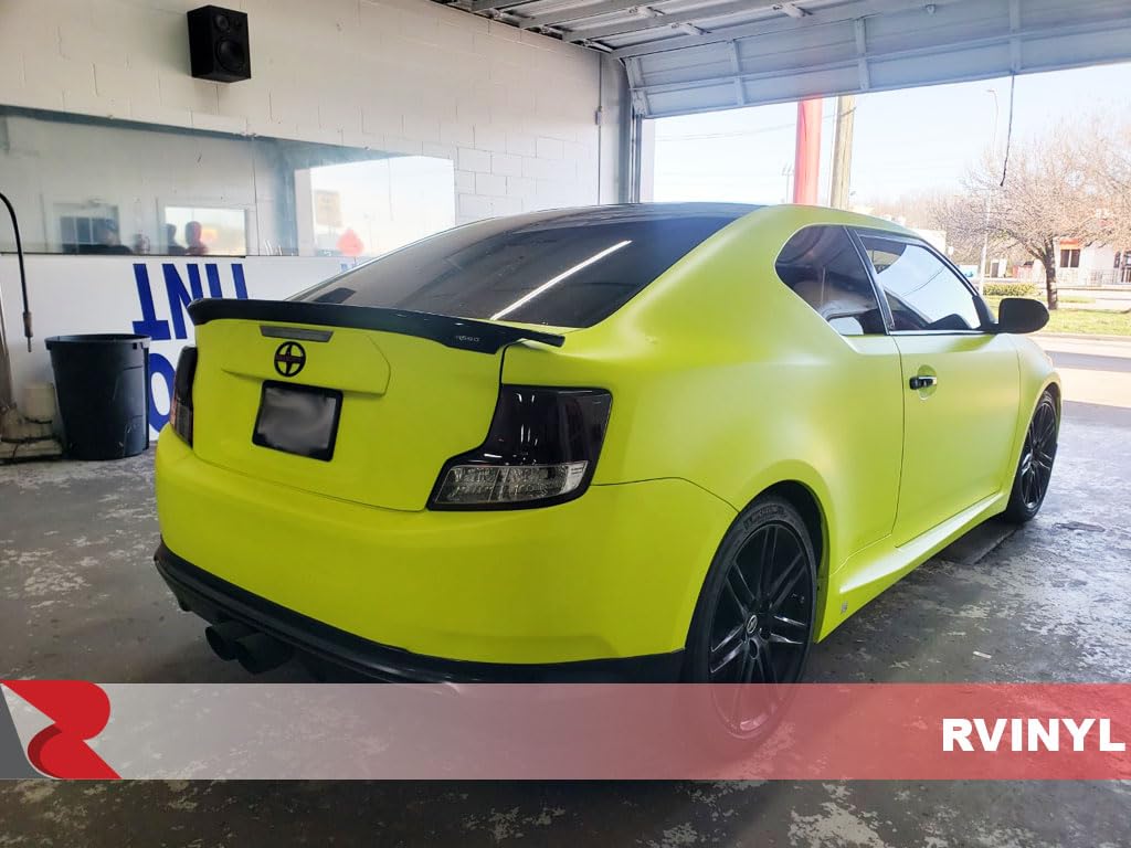 Rvinyl 3M finish under studio light highlighting satin sheen and color depth