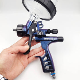 saigaole spray gun 600cc cup top view displaying capacity and spill-resistant rim benefit