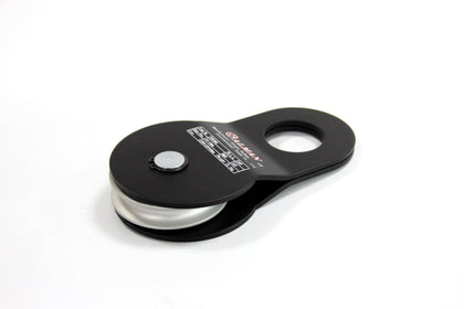 SALMAN front view of snatch block showing compact design and easy handling benefit