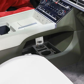 Salusy top-down shot showing compartment layout and quick access benefits