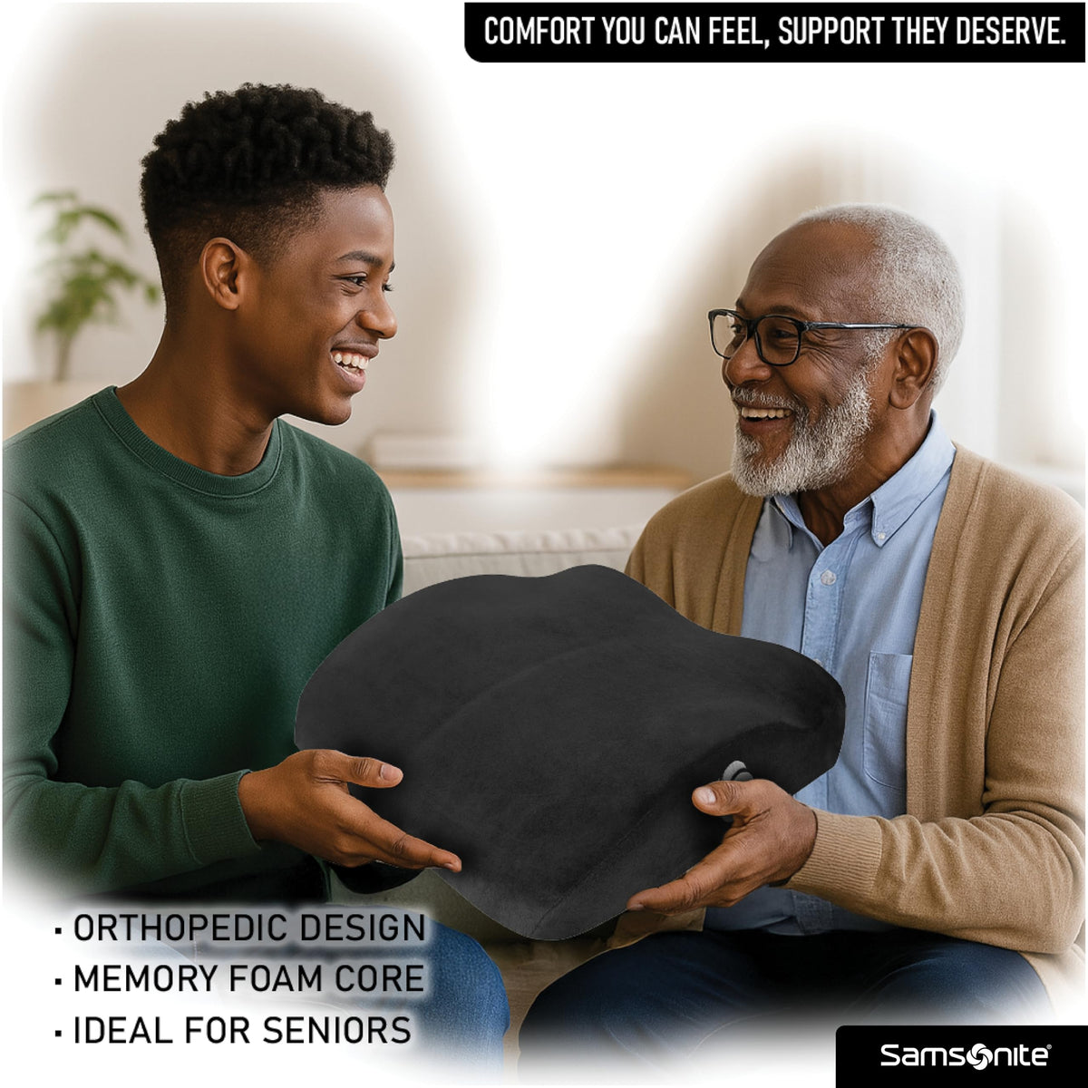 Samsonite cushion in a road-trip scene enhancing passenger comfort