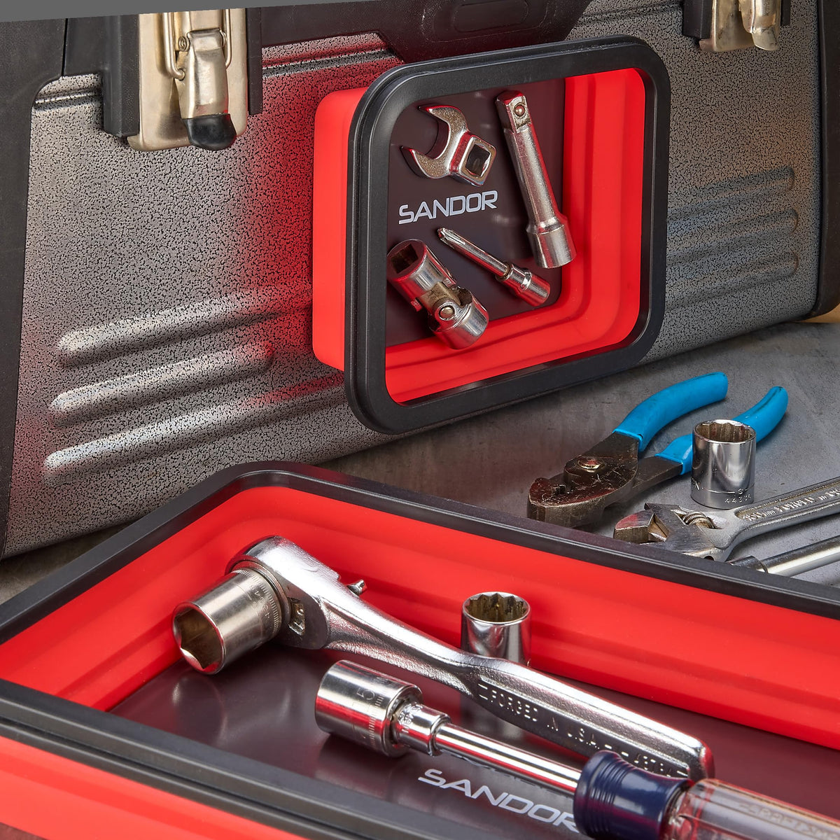 SANDOR trays in garage on workbench keeping screws visible and within reach