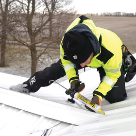 Sashco being applied in rain to stop active roof leak quickly