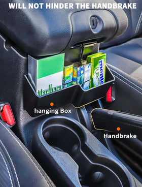 Savadicar lifestyle shot in Jeep cabin highlighting comfort and clutter reduction